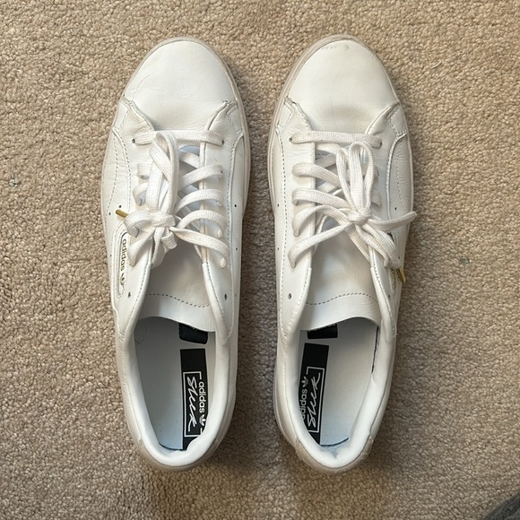 ADIDAS - Picture 4 of 5